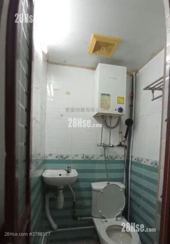 Kingland Apartments Rental Studio , 1 Bathroom 110 ft²