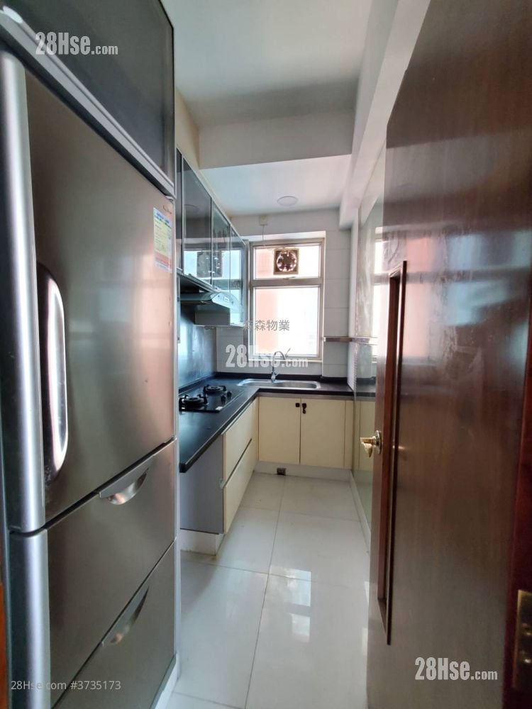 Grand Garden Sell 3 Bedrooms , 2 Bathrooms 633 ft²