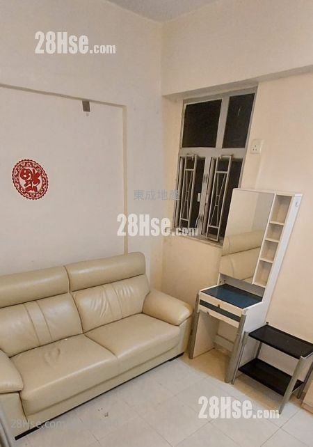 Tung Po Building Rental 2 Bedrooms , 1 Bathroom 351 ft²