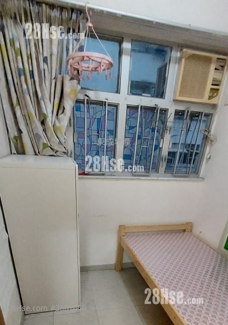 Tung Po Building Rental 2 Bedrooms , 1 Bathroom 351 ft²