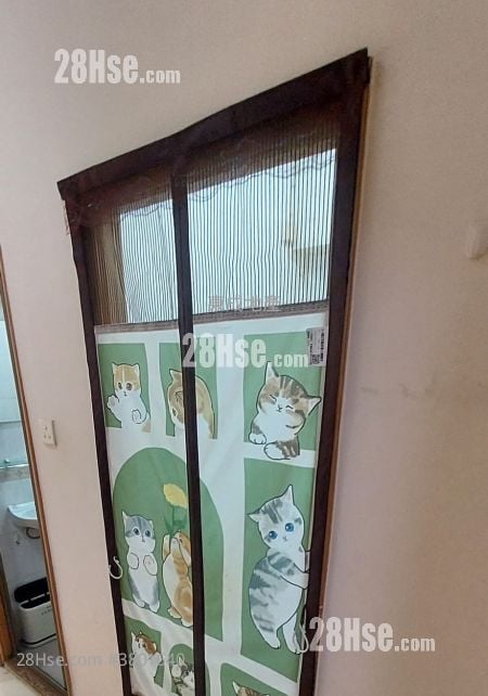 Tung Po Building Rental 2 Bedrooms , 1 Bathroom 351 ft²