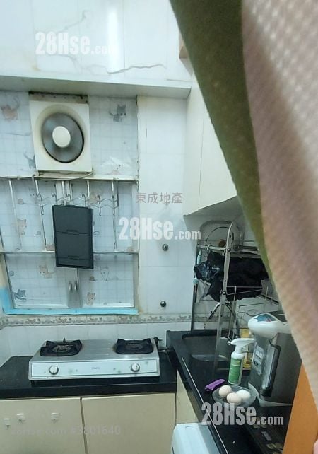 Tung Po Building Rental 2 Bedrooms , 1 Bathroom 351 ft²