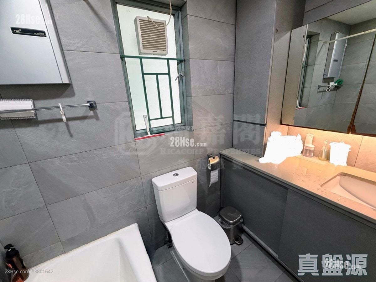 Ocean Shores Sell 3 Bedrooms , 3 Bathrooms 765 ft²