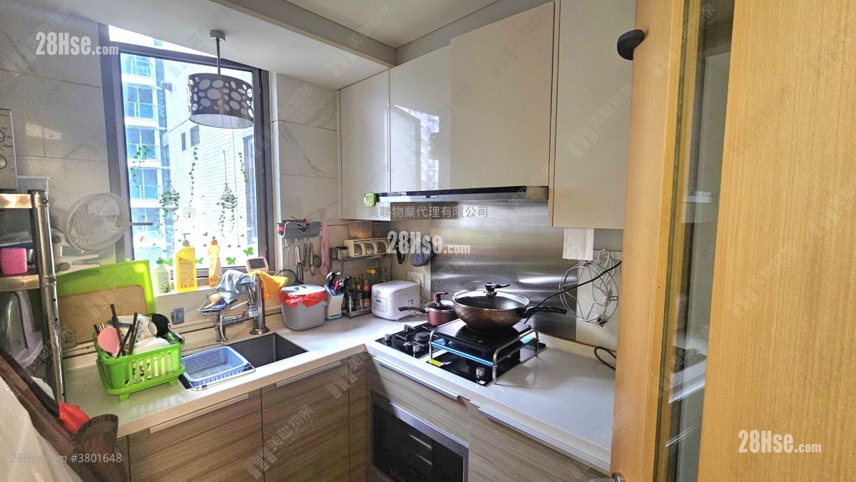 The Papillons Sell 2 Bedrooms , 1 Bathroom 529 ft²