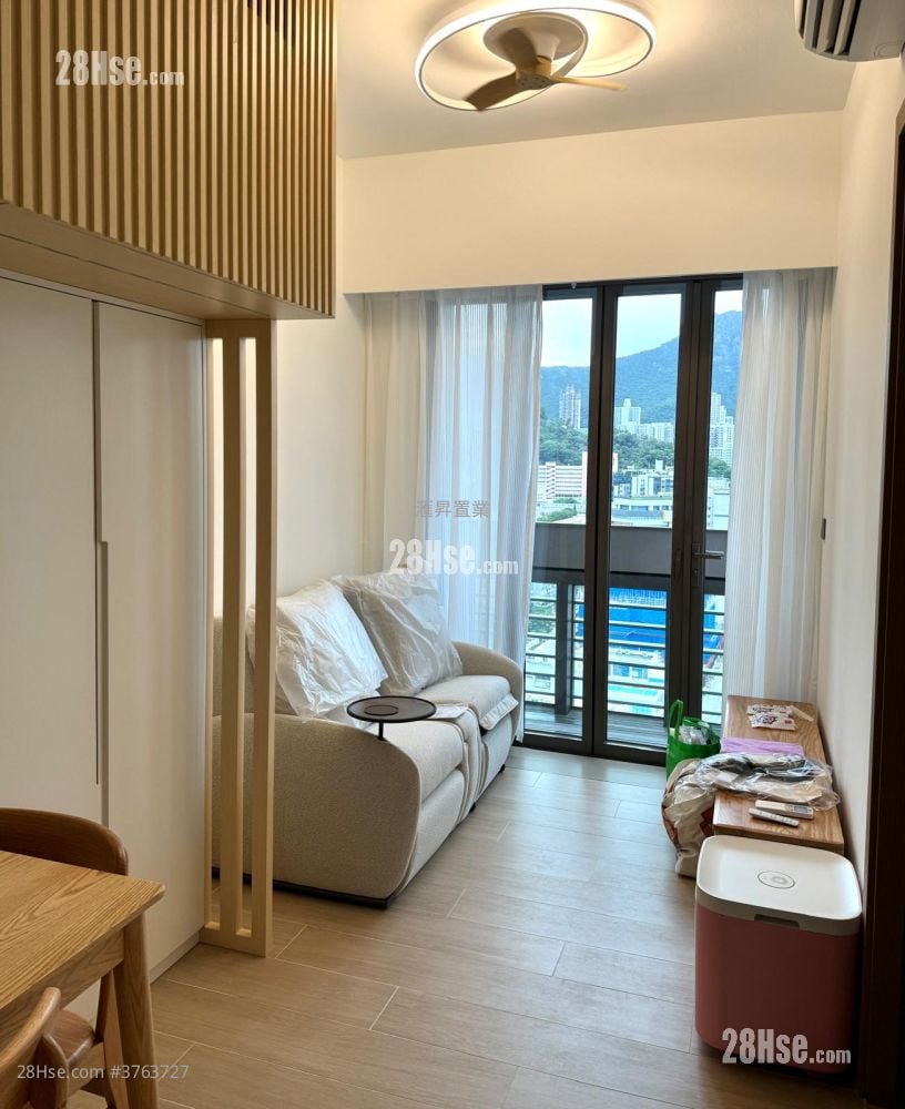 Sutton Sell 1 Bedroom , 1 Bathroom 379 ft²