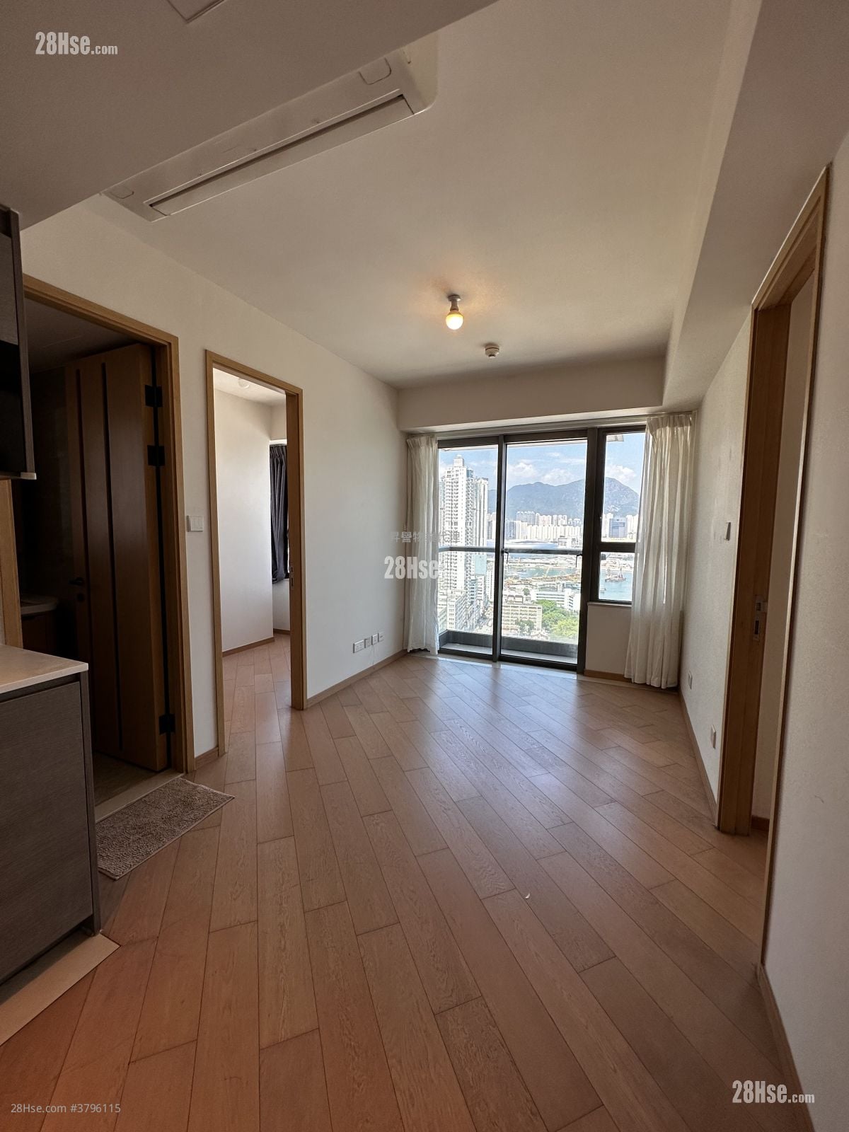 环海东岸 租盘 2 房 352 平方尺