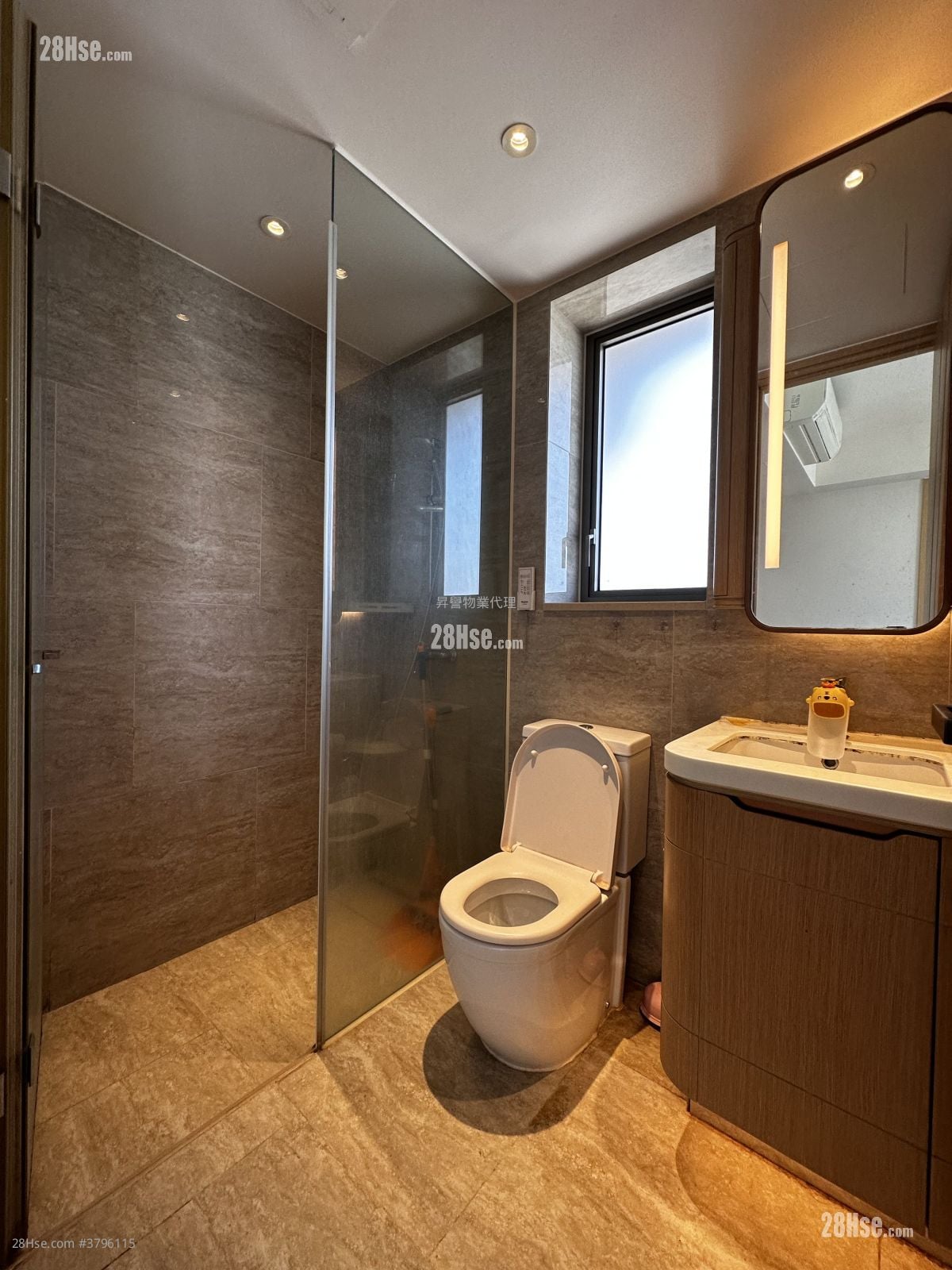 环海东岸 租盘 2 房 352 平方尺