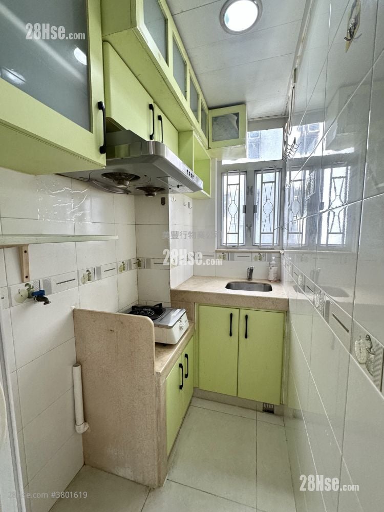 单幢楼房 租盘 1 房 , 1 浴室 211 平方尺