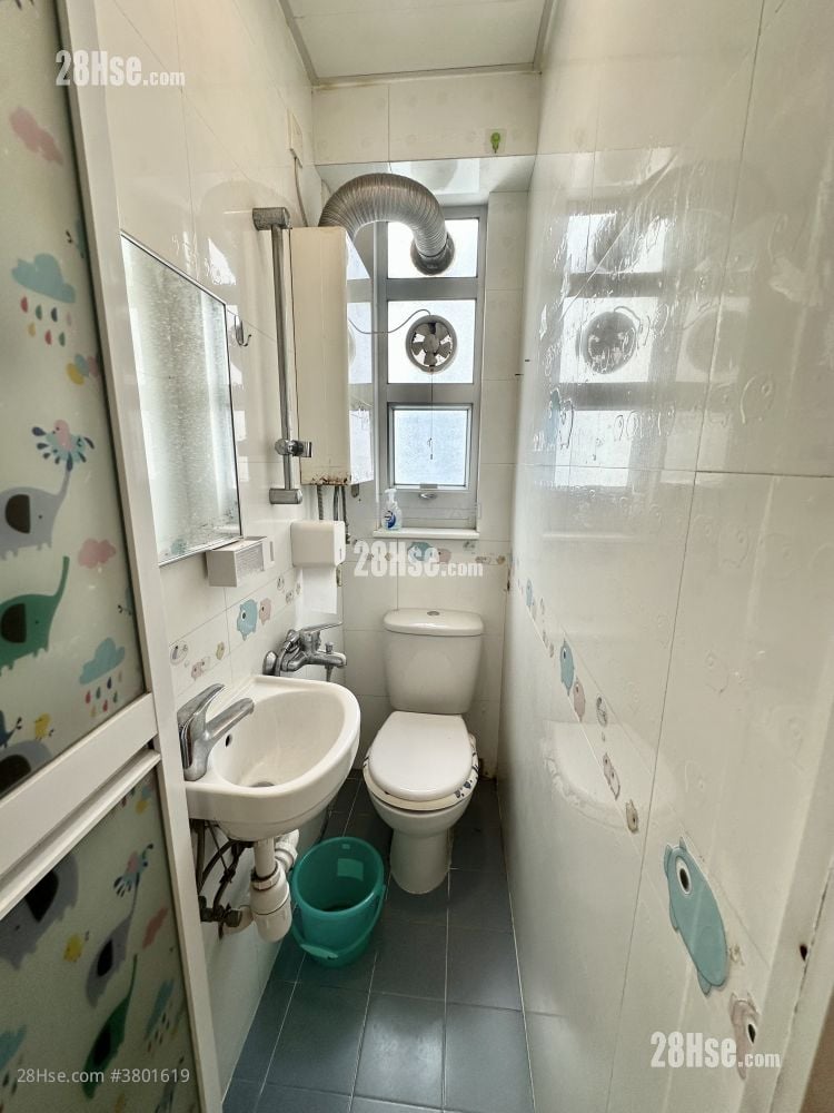 单幢楼房 租盘 1 房 , 1 浴室 211 平方尺