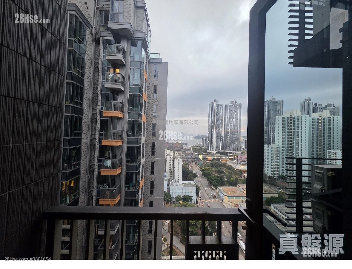 Hyde Park Rental Studio , 1 Bathroom 306 ft²