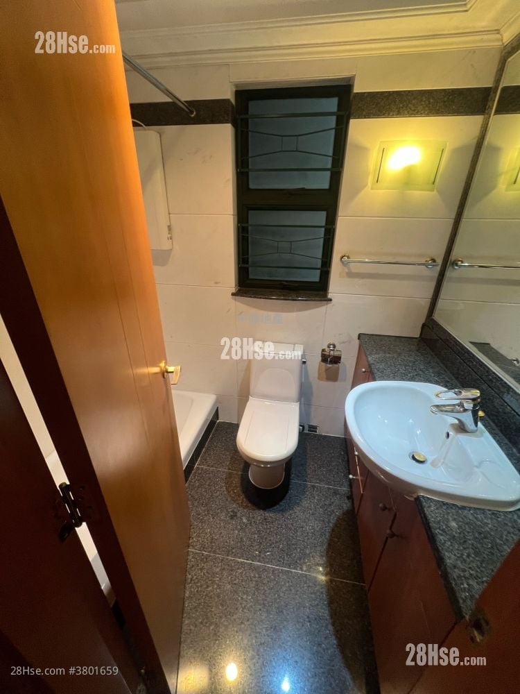 Villa Esplanada Sell 3 Bedrooms , 2 Bathrooms 684 ft²