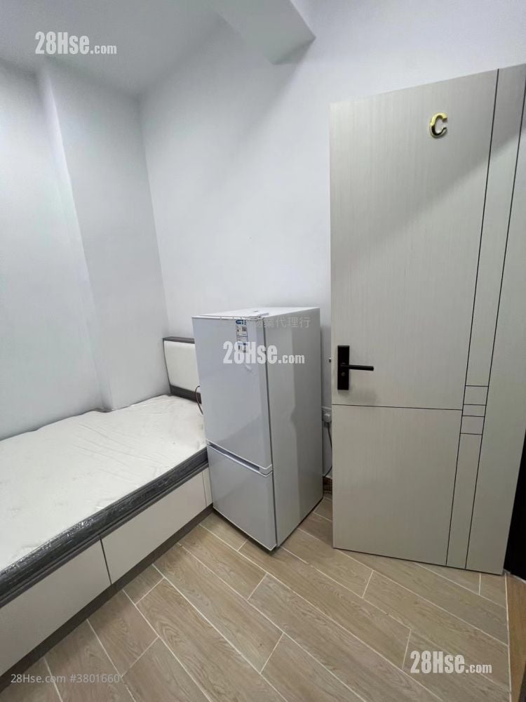 唐楼 租盘 120 平方尺