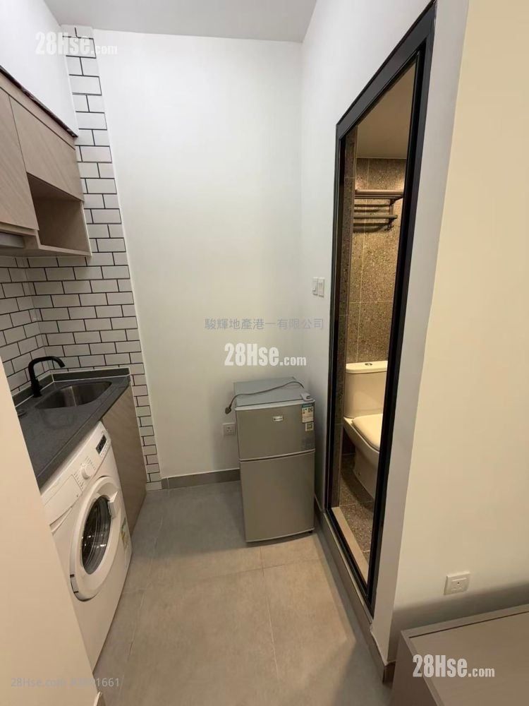 Wing Lee Building Rental Studio , 1 Bathroom 170 ft²