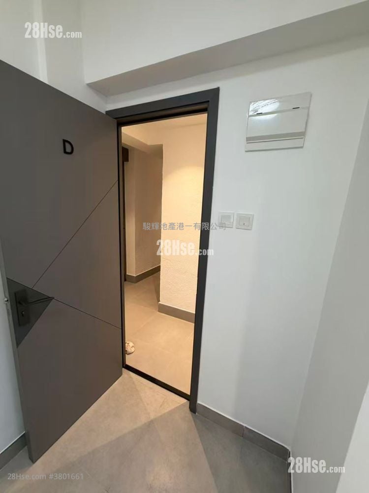 Wing Lee Building Rental Studio , 1 Bathroom 170 ft²