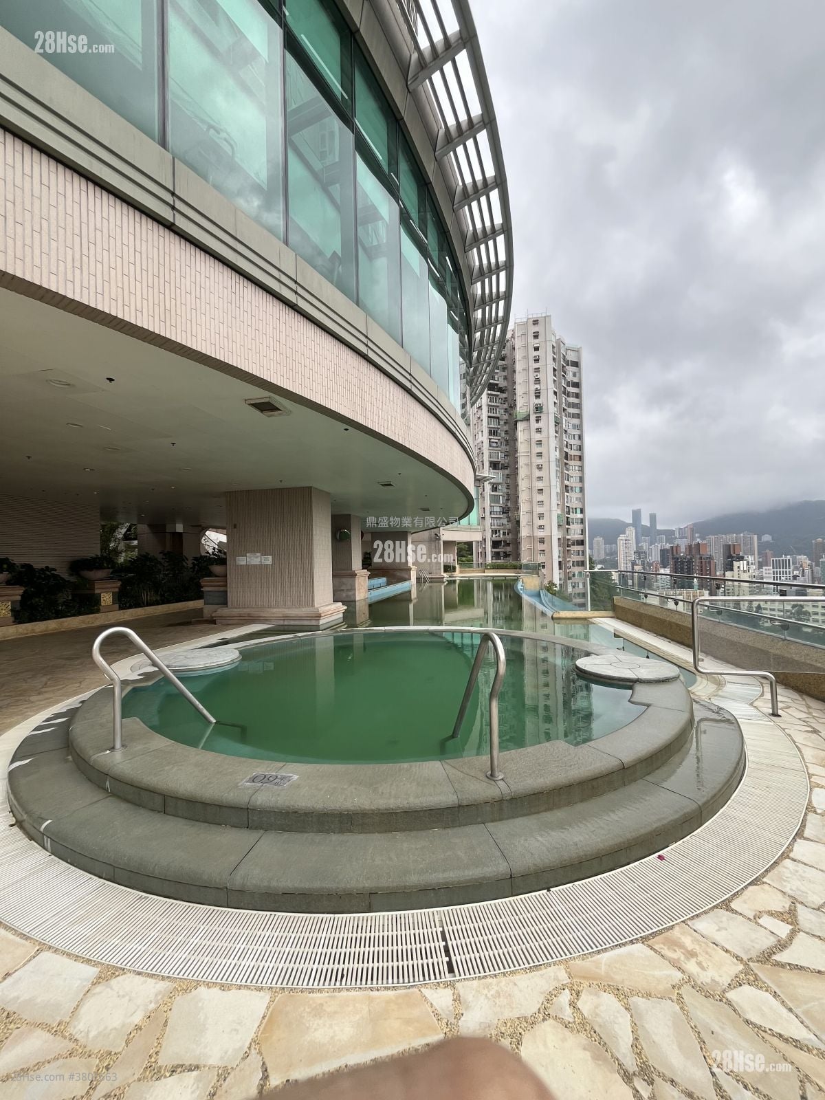 Sky Horizon Sell 3 Bedrooms , 3 Bathrooms 1,000 ft²