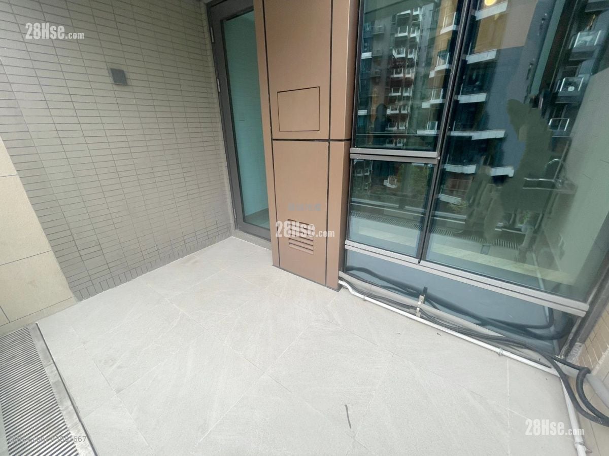 Gold Coast Bay Sell Studio , 1 Bathroom 183 ft²