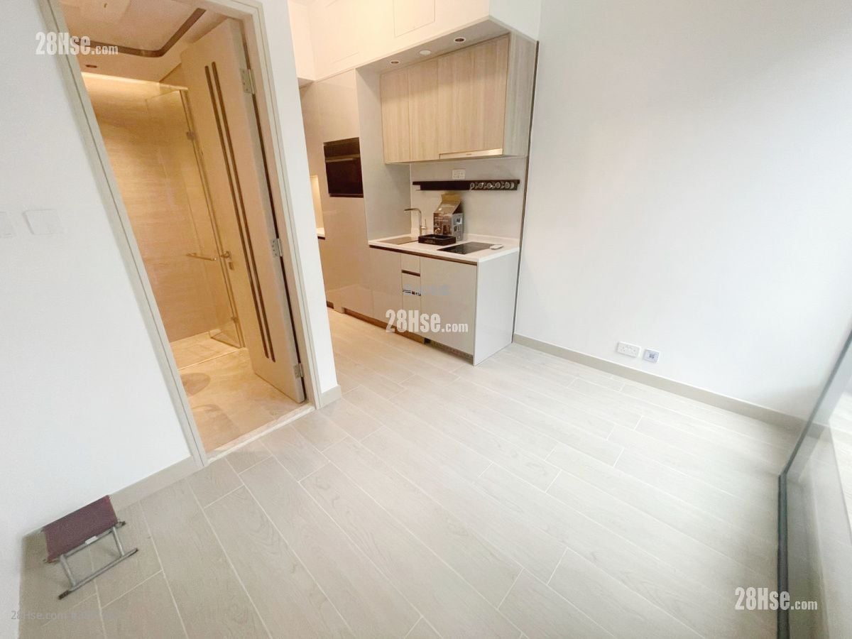 Gold Coast Bay Sell Studio , 1 Bathroom 183 ft²