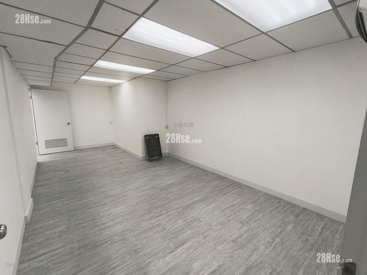 Tong Yuen Factory Building Rental 4 Bedrooms , 2 Toilets 2,100 ft²
