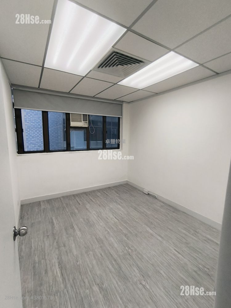 Tong Yuen Factory Building Rental 4 Bedrooms , 2 Toilets 2,100 ft²