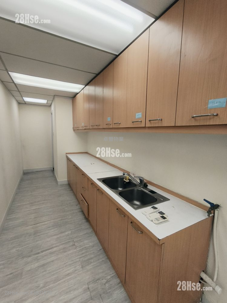 Tong Yuen Factory Building Rental 4 Bedrooms , 2 Toilets 2,100 ft²