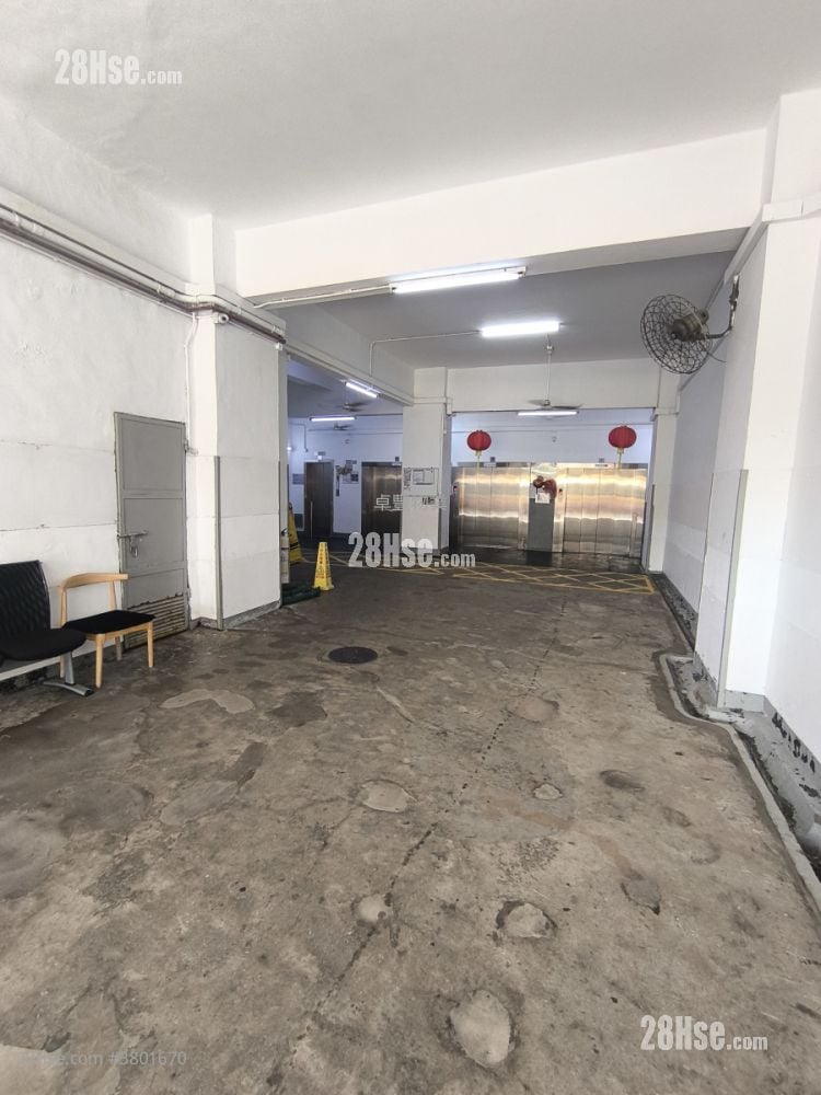 Tong Yuen Factory Building Rental 4 Bedrooms , 2 Toilets 2,100 ft²