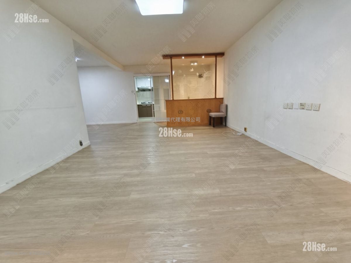 碧华花园 售盘 3 房 1,211 平方尺