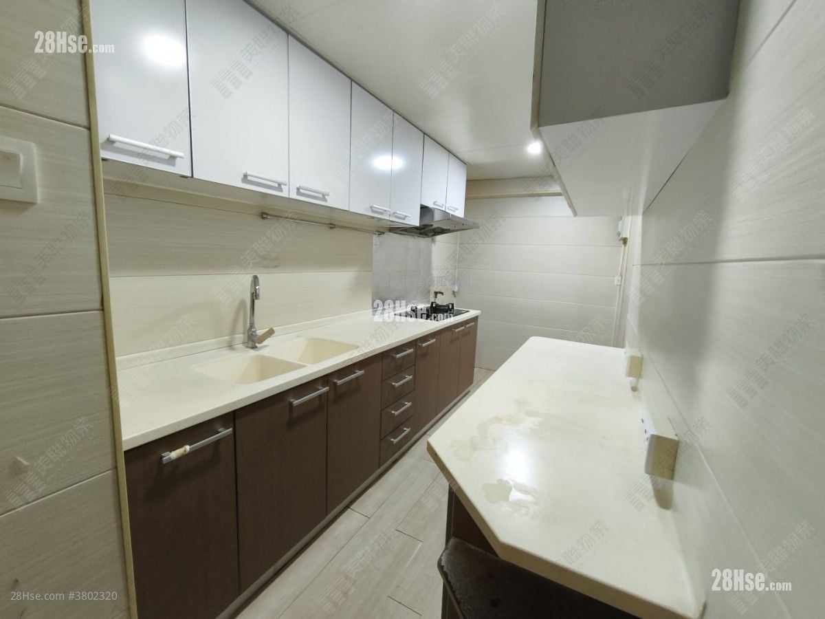 碧华花园 售盘 3 房 1,211 平方尺