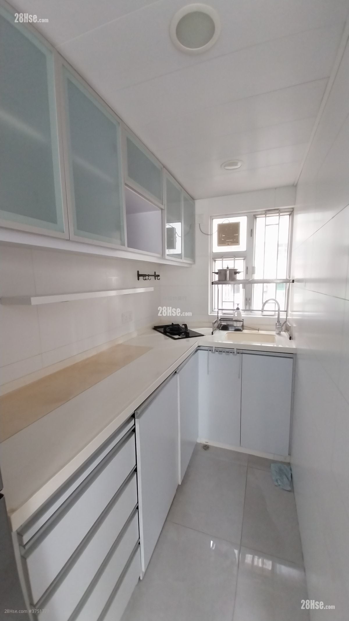 福怡大厦 租盘 2 房 , 1 浴室 373 平方尺