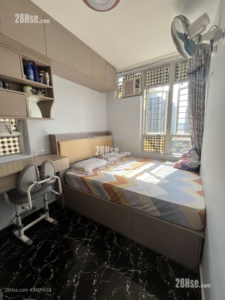 启朗苑 售盘 2 房 , 1 浴室 460 平方尺