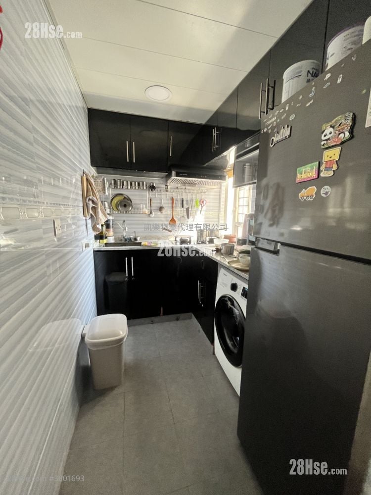 启朗苑 售盘 2 房 , 1 浴室 460 平方尺