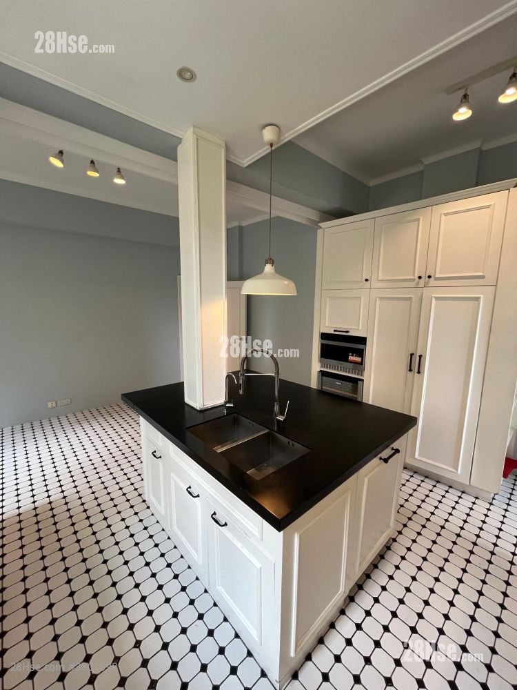 La Hacienda 租盘 3 房 , 3 浴室 2,734 平方尺