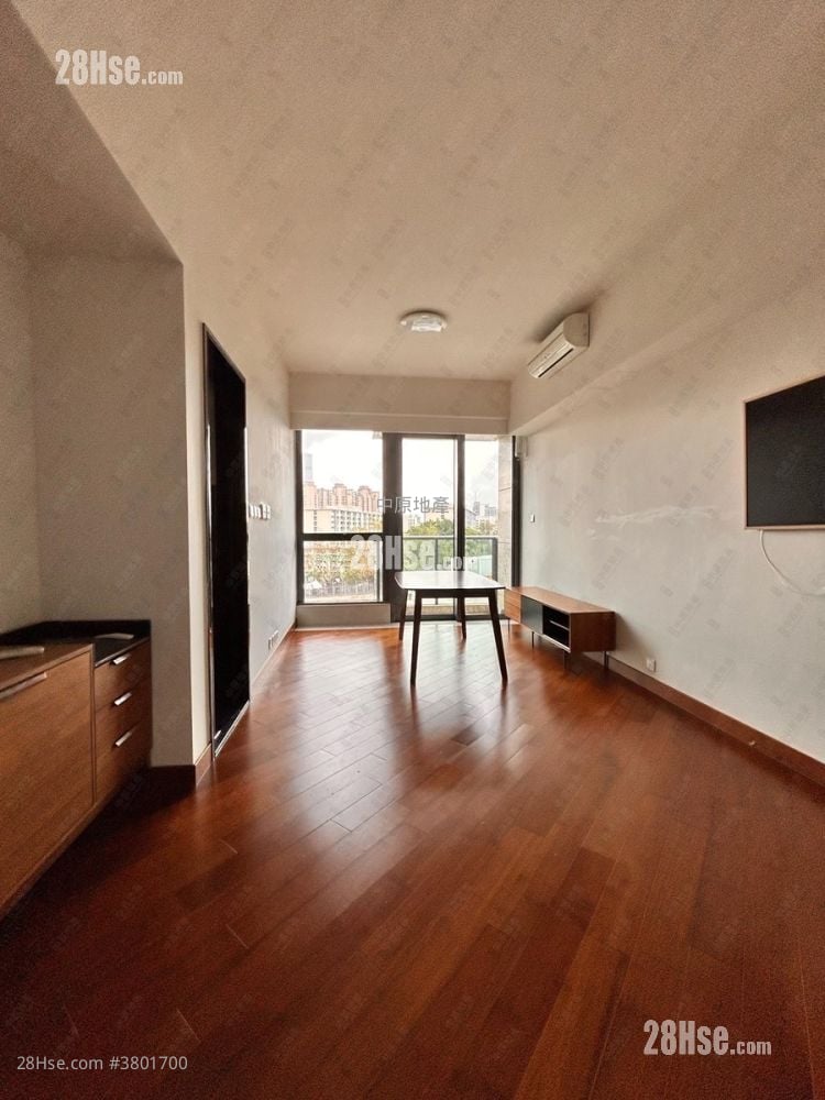 Ultima Rental 2 Bedrooms , 3 Bathrooms 902 ft²