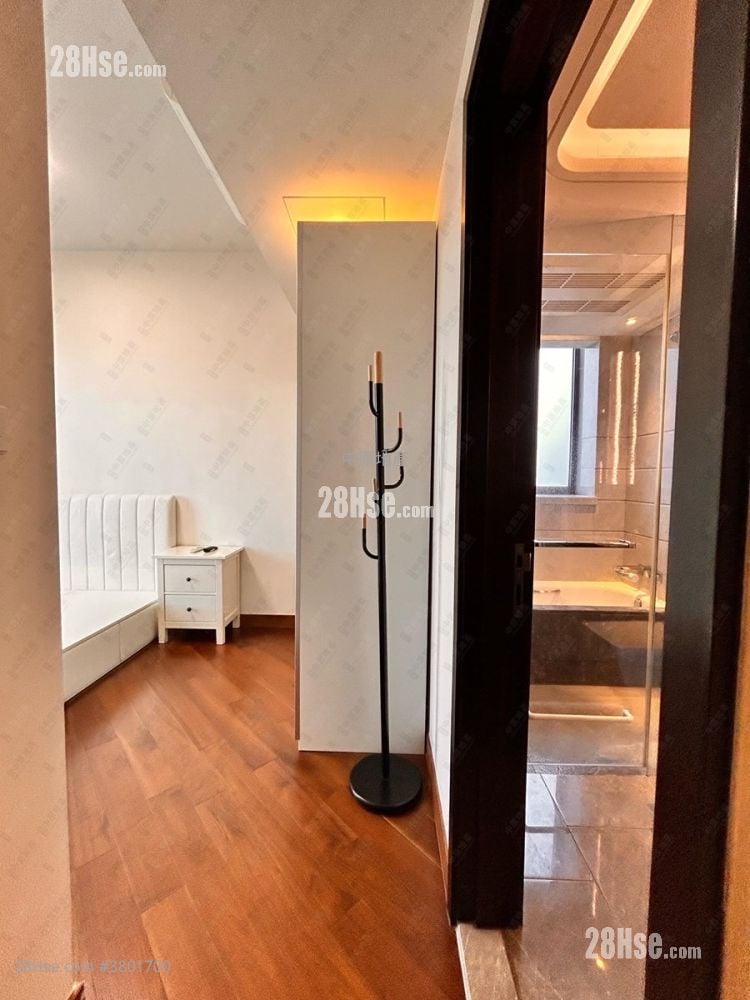 Ultima Rental 2 Bedrooms , 3 Bathrooms 902 ft²