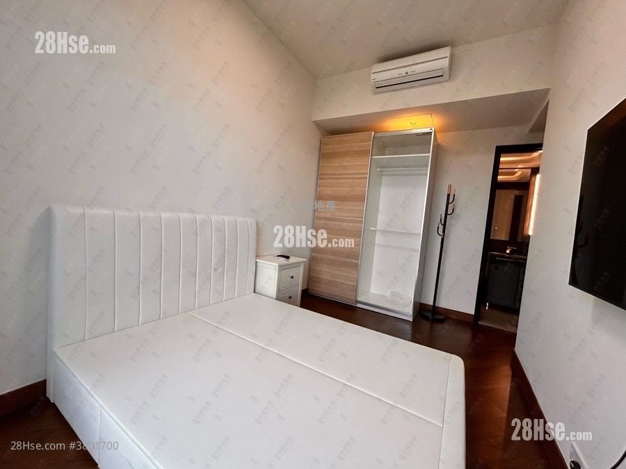 Ultima Rental 2 Bedrooms , 3 Bathrooms 902 ft²