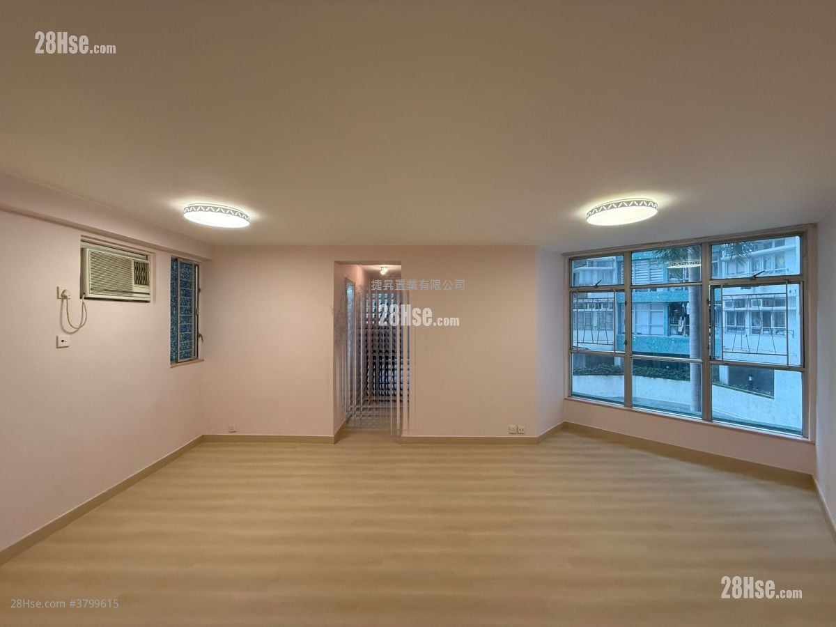 Whampoa Garden Sell 3 Bedrooms , 2 Bathrooms 639 ft²