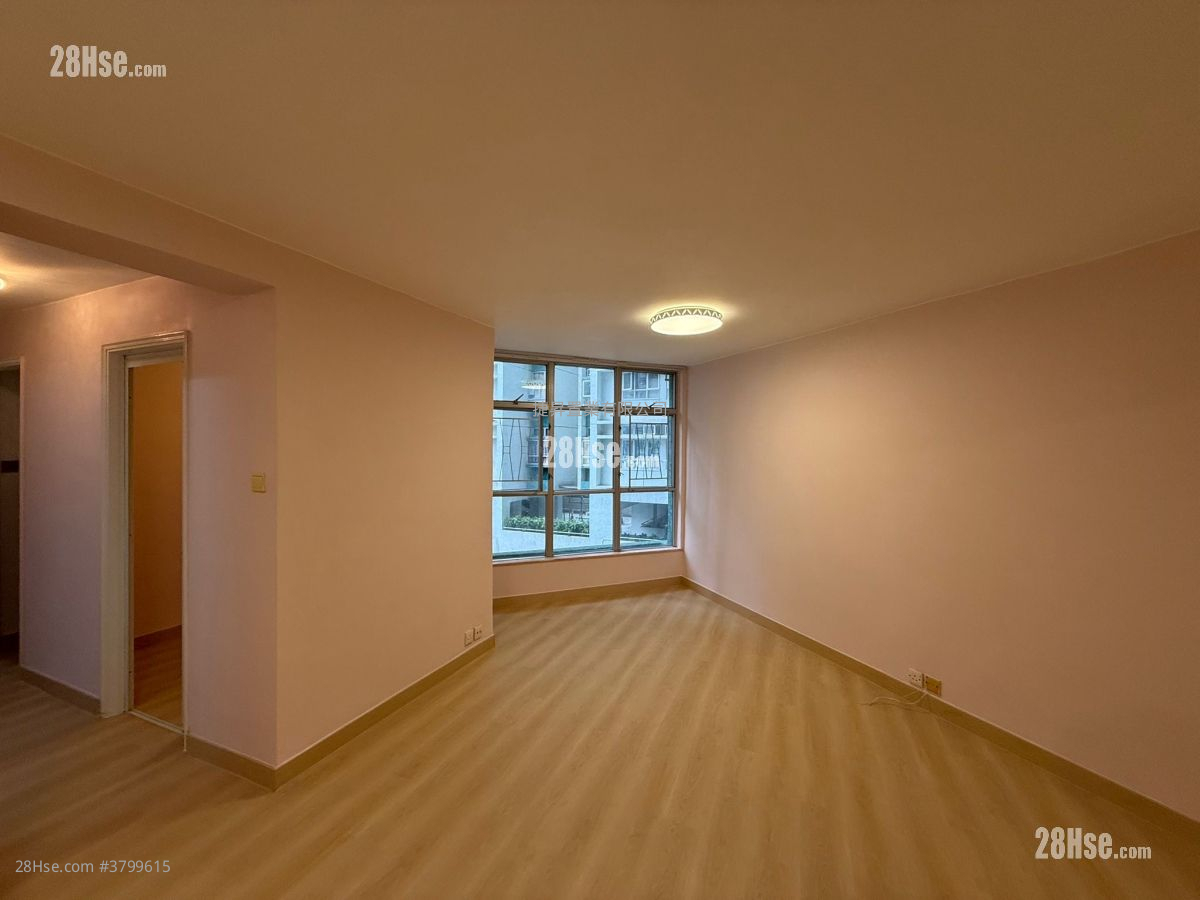 Whampoa Garden Sell 3 Bedrooms , 2 Bathrooms 639 ft²