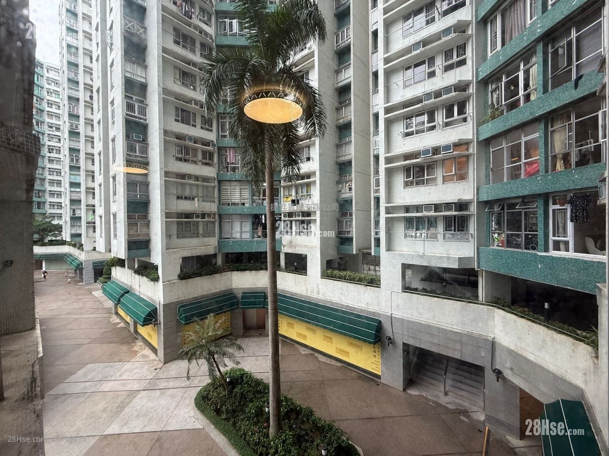 Whampoa Garden Sell 3 Bedrooms , 2 Bathrooms 639 ft²