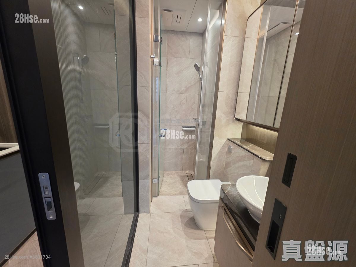 Henley Park Sell 1 Bedroom 388 ft²