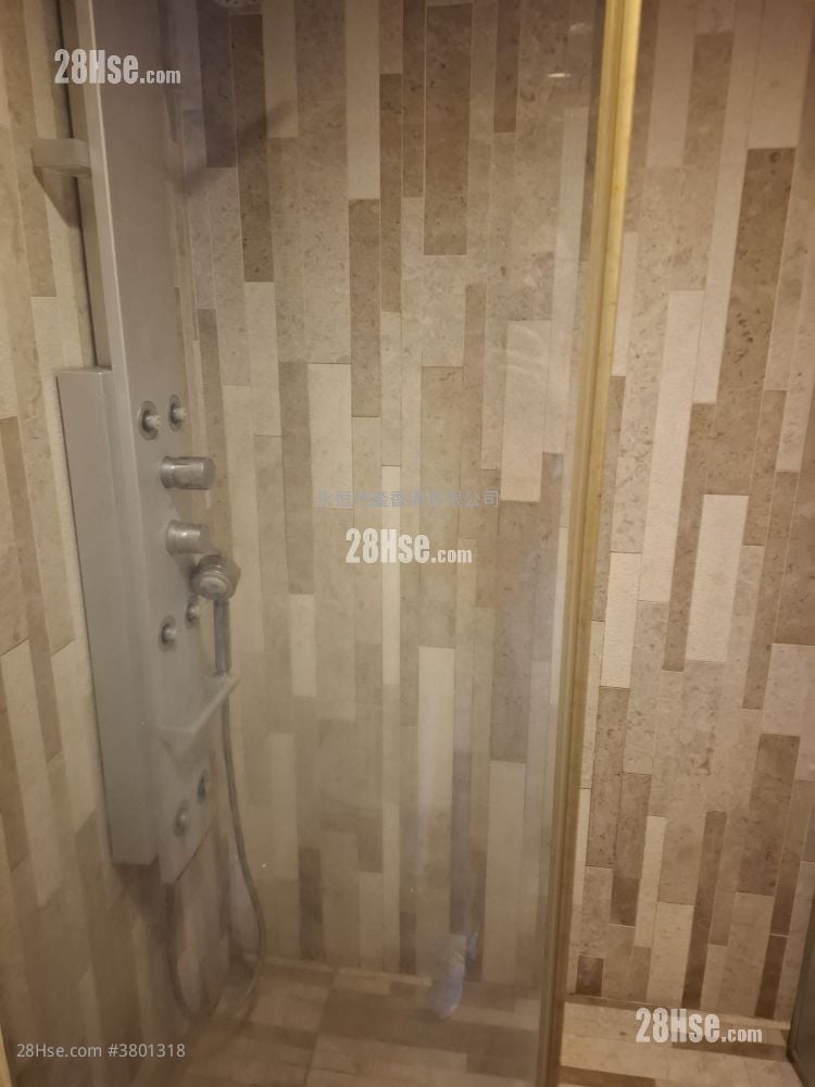 形品 租盘 1 浴室 300 平方尺