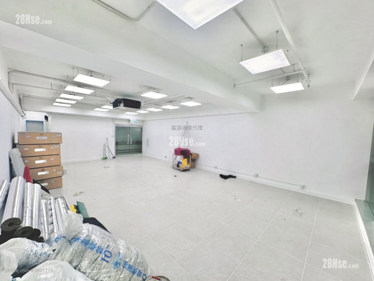 Cre Centre Rental 1 Toilet