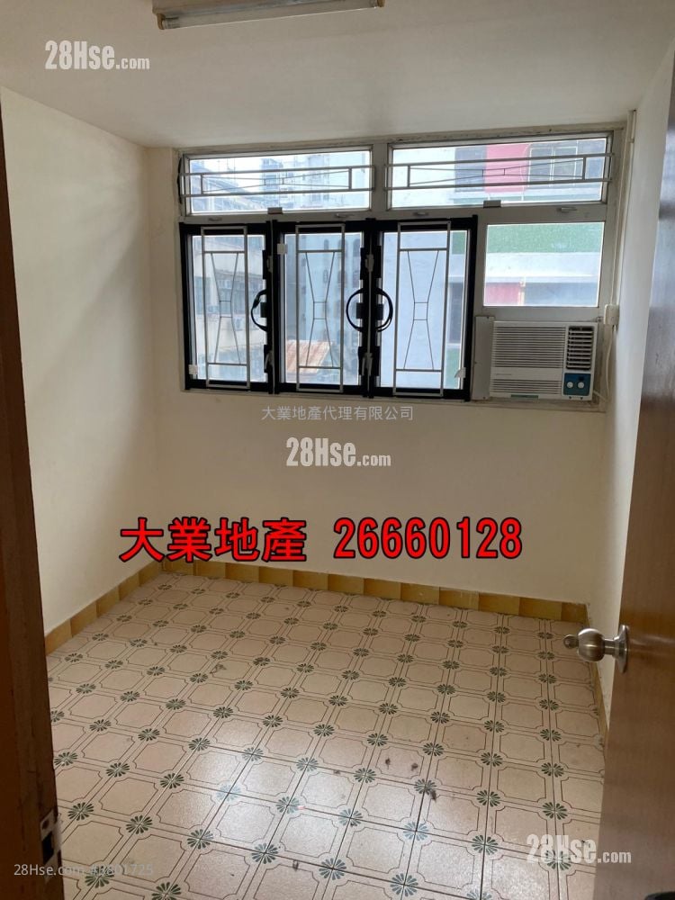 唐楼 租盘 2 房 , 1 浴室 564 平方尺