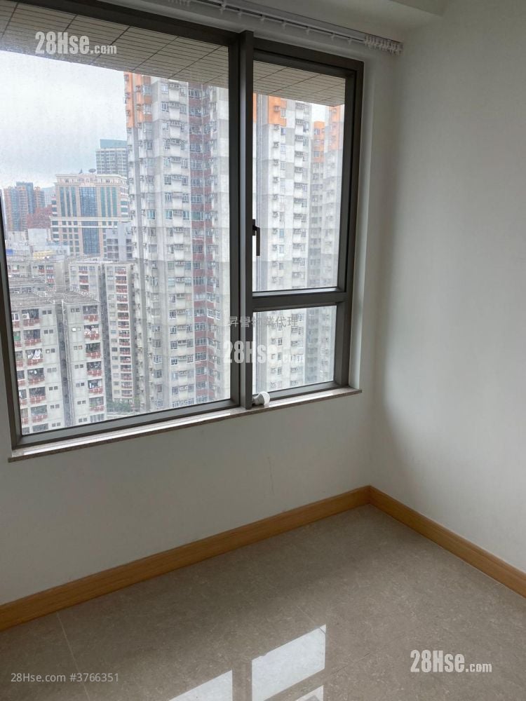 La Lumiere Sell 2 Bedrooms , 1 Bathroom 430 ft²