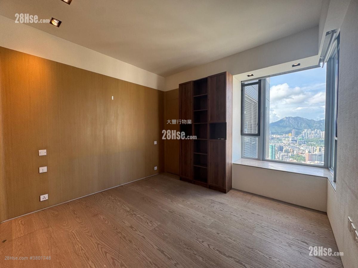 No. 15 Homantin Hill Rental 3 Bedrooms , 3 Bathrooms 3,170 ft²