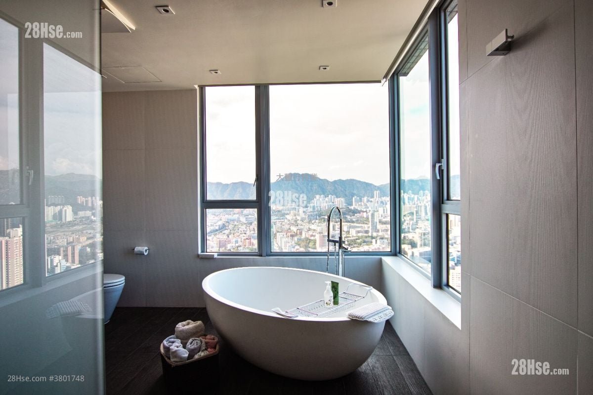 No. 15 Homantin Hill Rental 3 Bedrooms , 3 Bathrooms 3,170 ft²