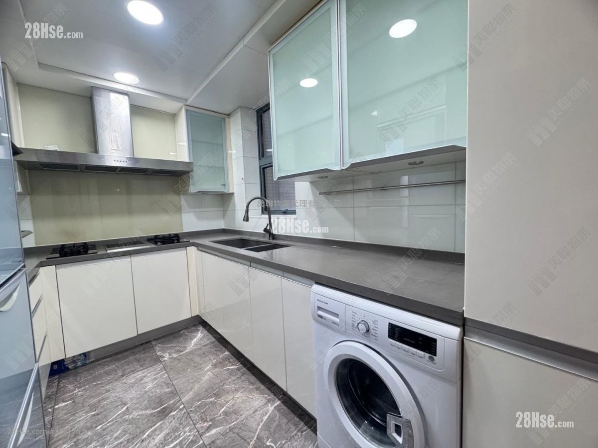 The Palazzo Sell 3 Bedrooms , 3 Bathrooms 1,016 ft²