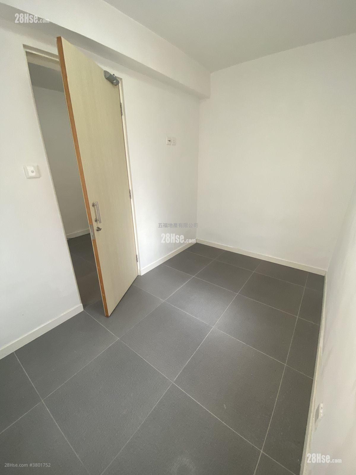 Cheong Yue Mansion Sell 1 Bedroom , 1 Bathroom 267 ft²