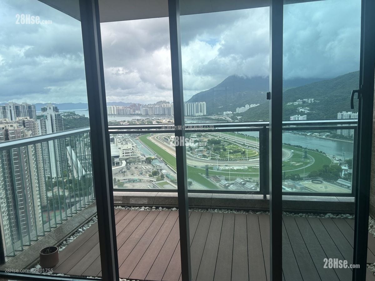 The Palazzo Rental 4 Bedrooms , 4 Bathrooms 1,847 ft²