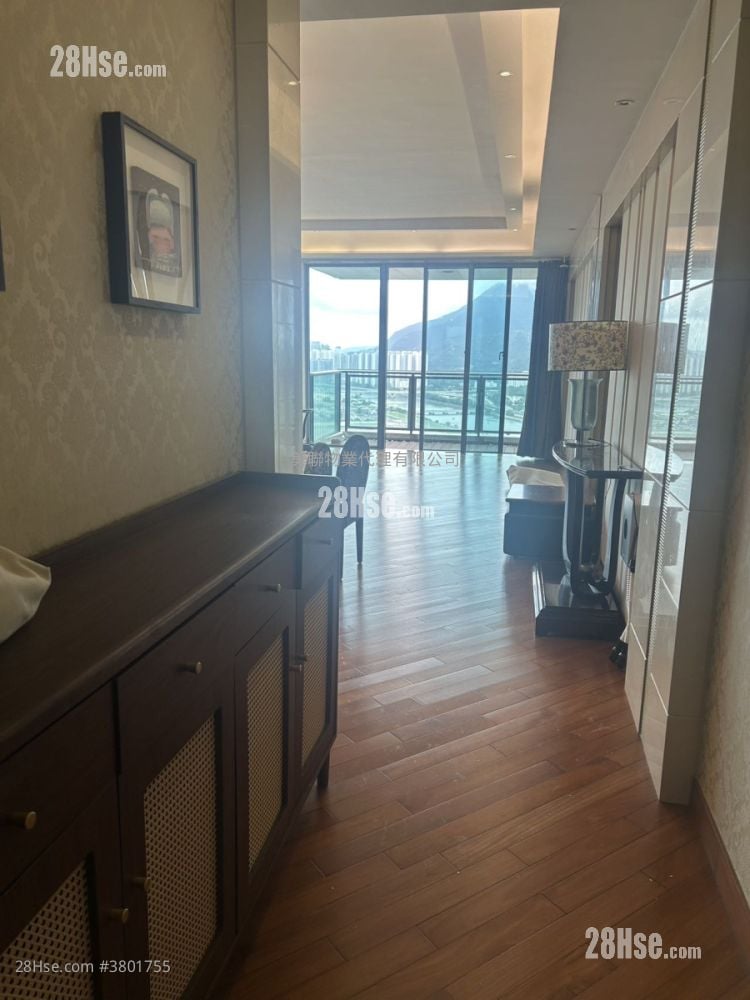 The Palazzo Rental 4 Bedrooms , 4 Bathrooms 1,847 ft²