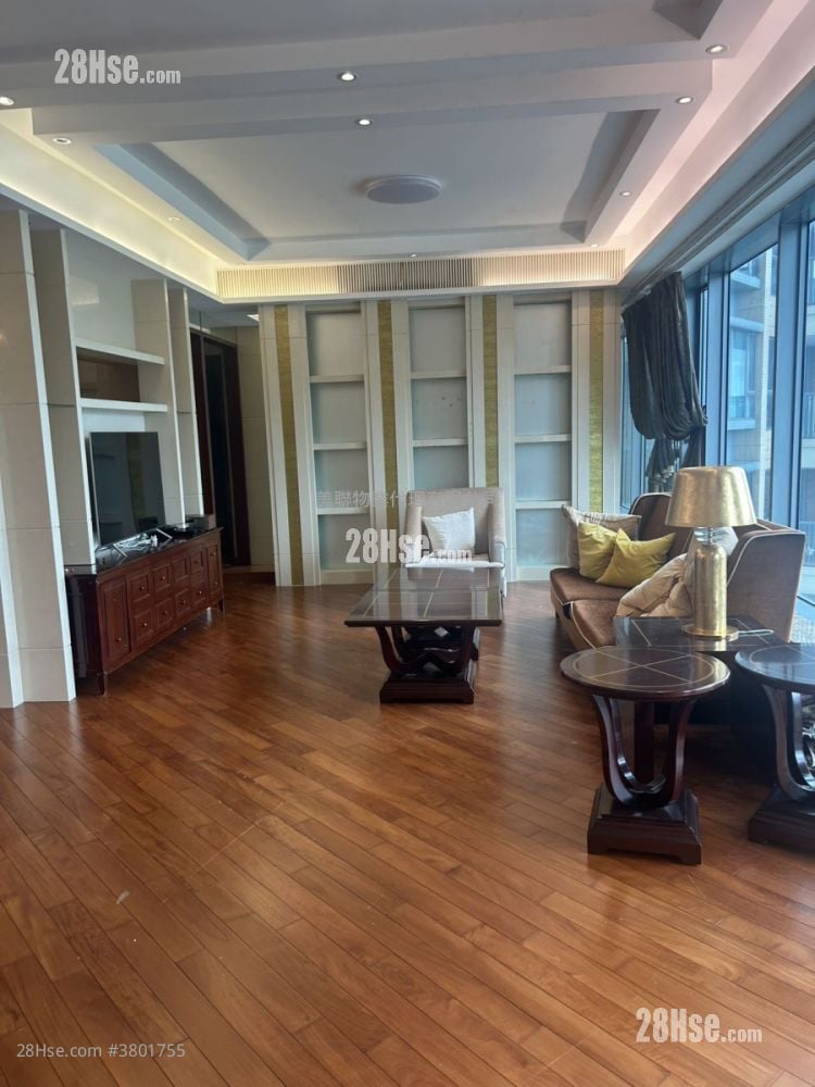 The Palazzo Rental 4 Bedrooms , 4 Bathrooms 1,847 ft²