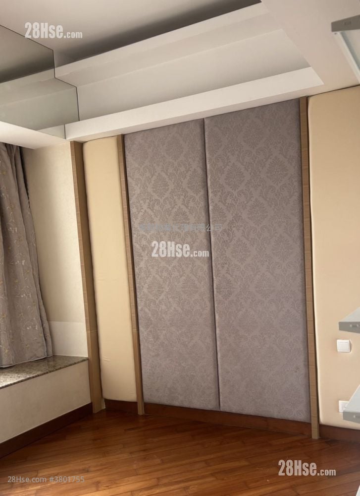 The Palazzo Rental 4 Bedrooms , 4 Bathrooms 1,847 ft²